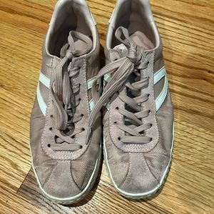 Tretorn Sneakers size 7 Pink